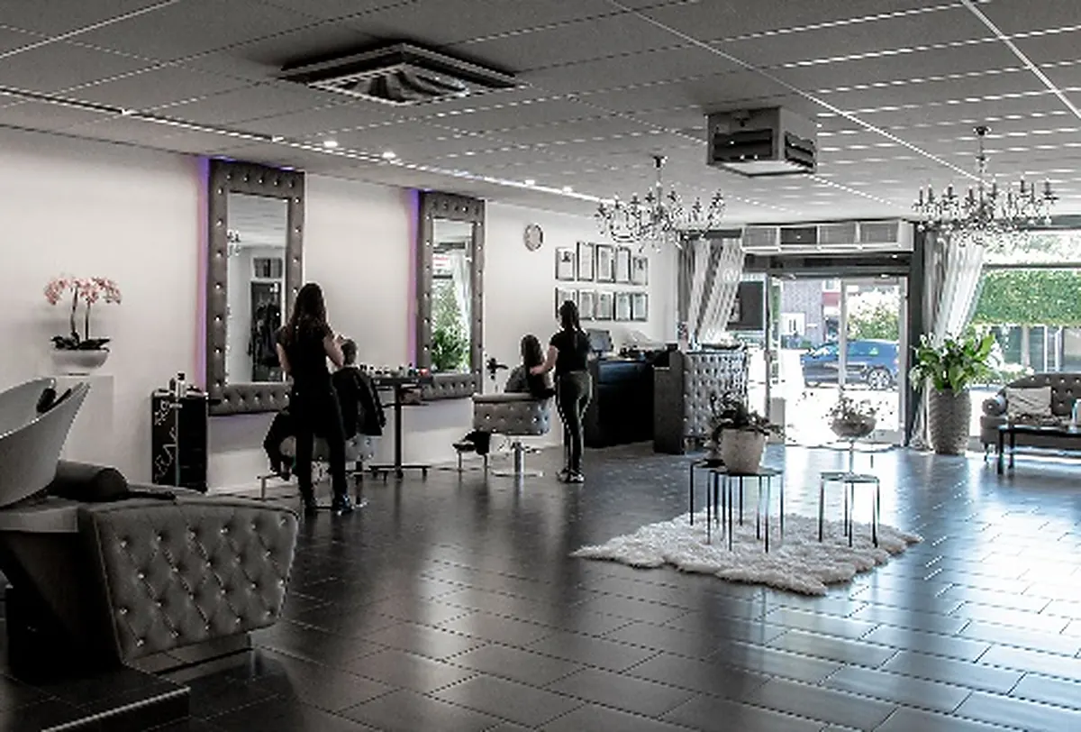 Haar kleuren in de salon